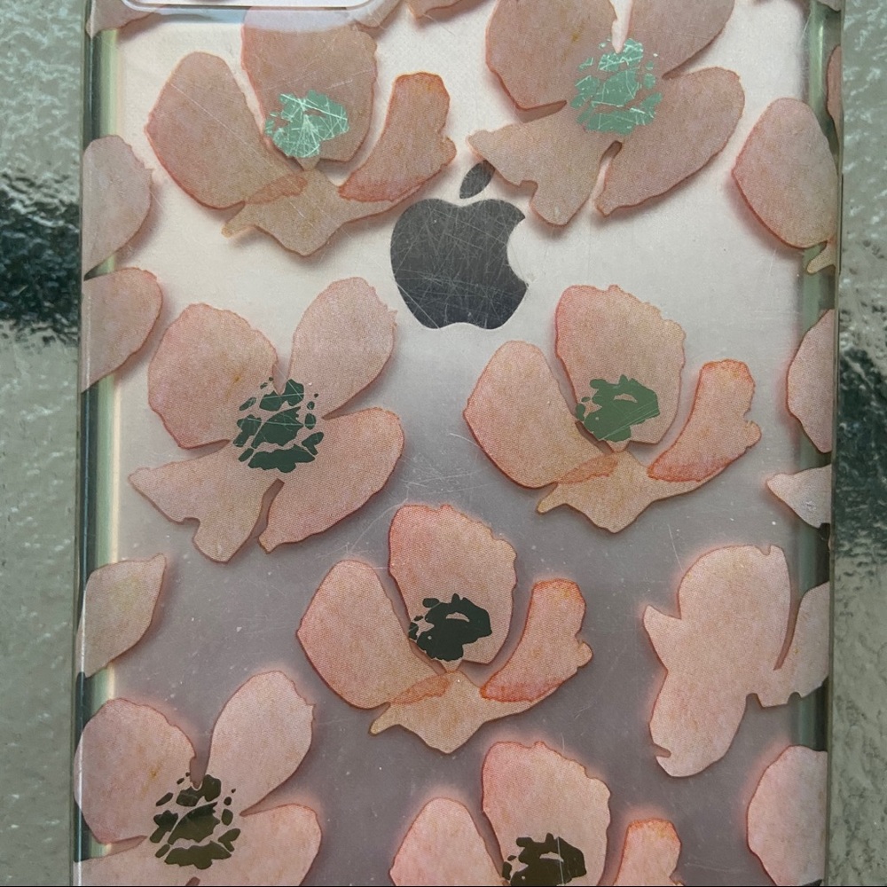 iPhone 7 Case - Picture 3 of 9